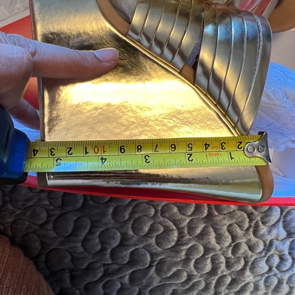 Coach Bristol Mirror Metallic - Gold - size 10 - worn twice, few scratches. - Picture 10 of 14